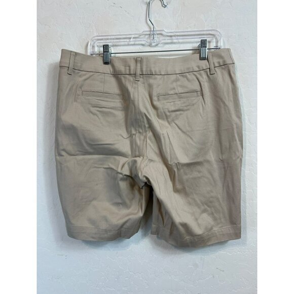 St John's Bayj Bermuda Tan Khaki Shorts Sz 14P Petite 9" Inseam - Picture 3 of 7